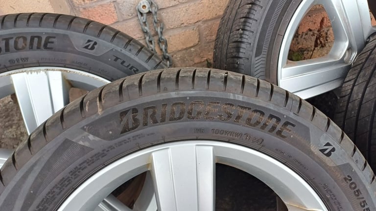 16 inch vw golf alloys 