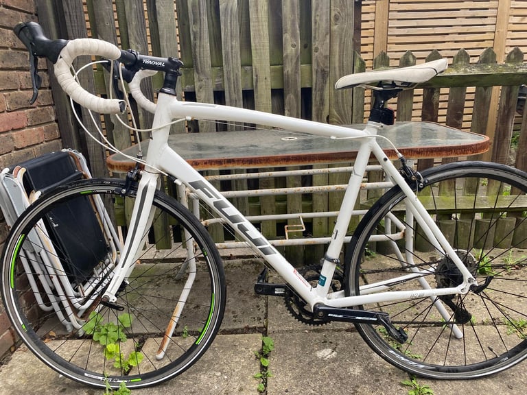 image for Fuji Sportif 2.3 Road Bike 