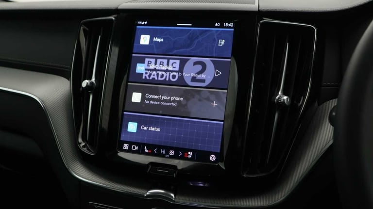 2024 Volvo XC60 2.0h T8 Recharge 18.8kWh Ultimate Dark Auto AWD Euro 6 (s/s) 5dr ESTATE Petrol/El...