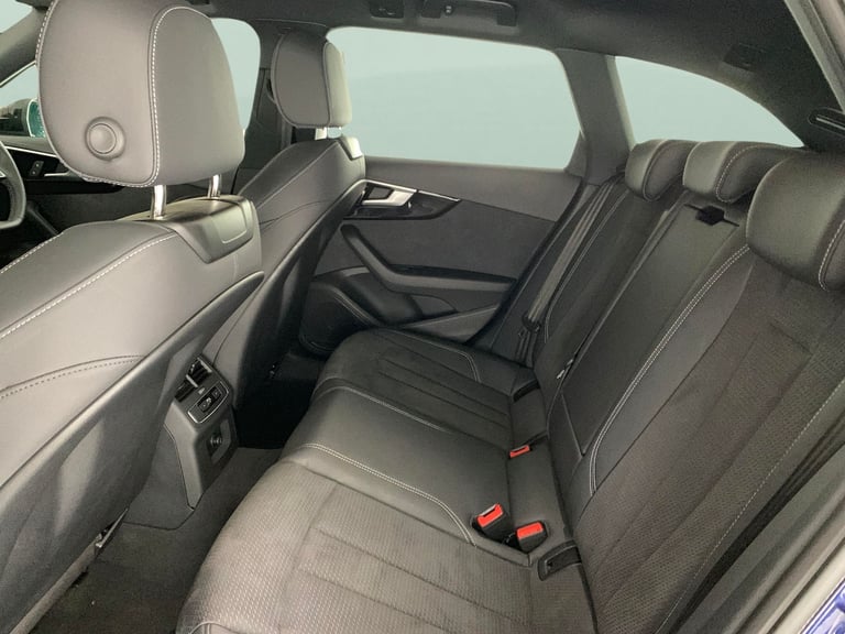 2023 Audi A4 Avant 2.0 TFSI 40 Black Edition Estate 5dr Petrol S Tronic Euro 6 (s/s) (204 ps)  Es...