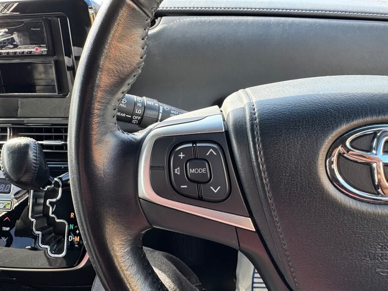 2019 Toyota Estima TOYOTA ESTIMA AERAS 4WD 2.4L AUTO 19-19 MPV 8 SEAT ULEZ FRESH IMPORT VERIFI MP...