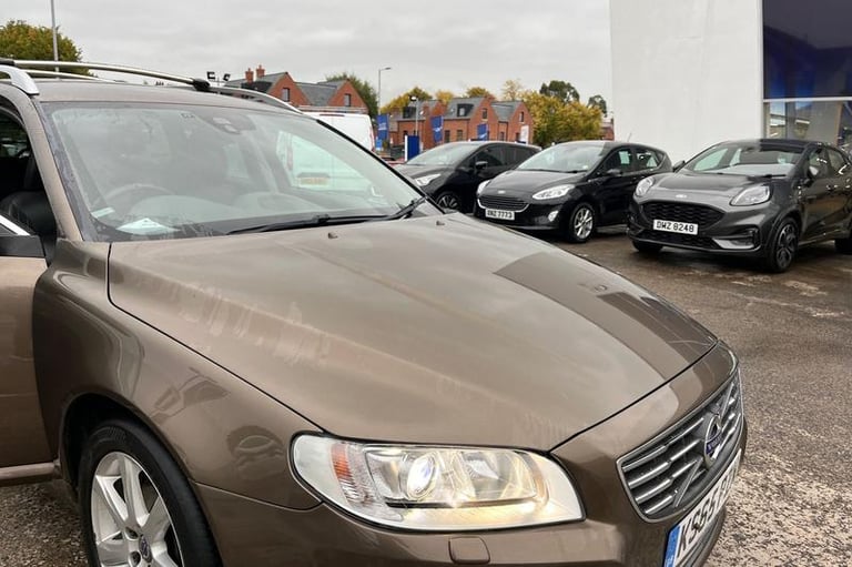 2015 Volvo V70 D4 [181] SE Lux 5dr Geartronic SEMI-AUTO Estate Diesel Semi Automatic