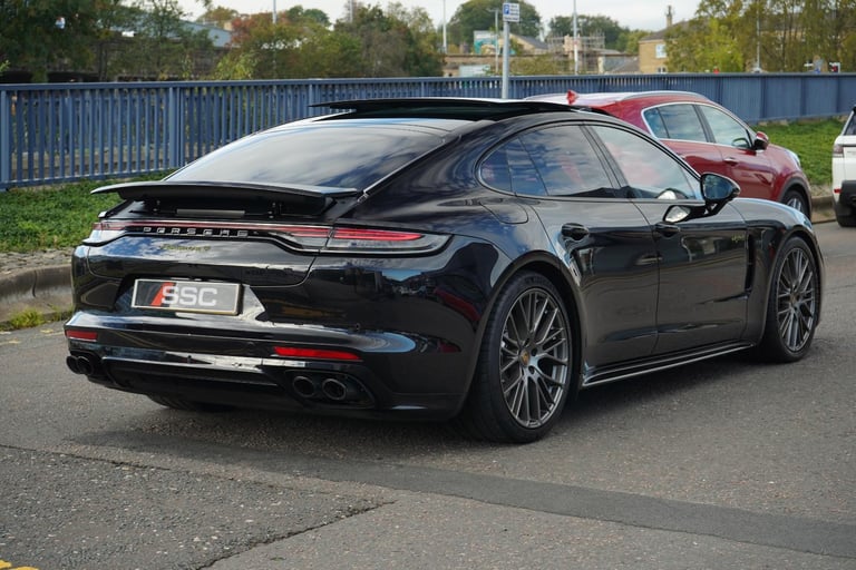 Porsche Panamera 2.9 V6 E-Hybrid 17.9kWh 4 Platinum Edition Saloon 5dr Petrol Pl