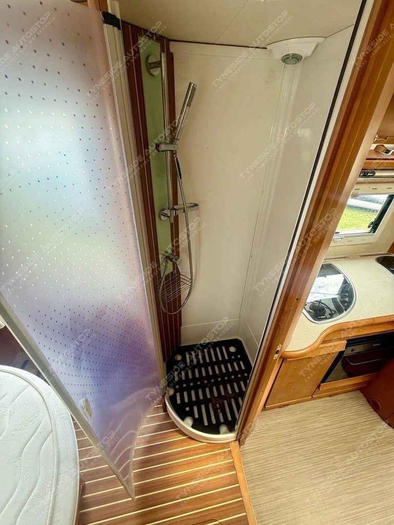 2011 11 FIAT  RAPIDO 10000 6 BERTH MOTORHOME DIESEL