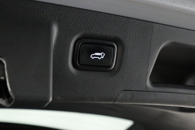 2022 Hyundai Santa Fe 1.6 TGDi Hybrid Ultimate 5dr Auto Estate Hybrid Automatic