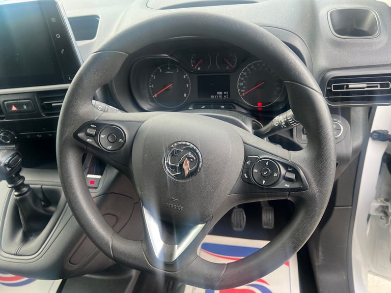2022 Vauxhall Combo 2300 1.5 Turbo D 100ps H1 Sportive Van [6 Speed] PANEL VAN Diesel Manual