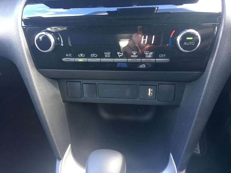 2023 Toyota Yaris Cross 1.5 VVT-h Icon SUV 5dr Petrol Hybrid E-CVT Euro 6 (s/s) (116 ps) HATCHBAC...