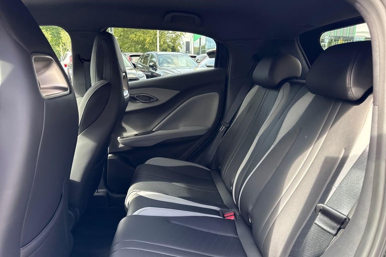 2025 BYD Dolphin 43.2kWh Comfort Hatchback 5dr Electric Auto (154 ps) HATCHBACK Electric Automatic