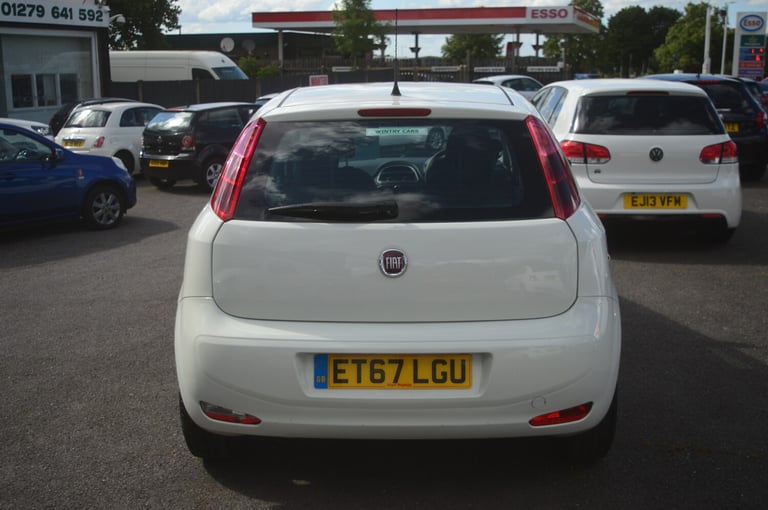 2018 Fiat Punto POP PLUS 5-Door Petrol
