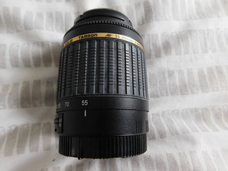 image for CANON FIT - TAMRON LD II  AF 55-200 ZOOM LENS  4 - 5.6 MACRO - CHINA - 52 DIA
