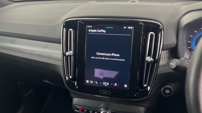 2024 Volvo XC40 Plus, B3 Mild hybrid, Petrol, Dark Estate Petrol Automatic