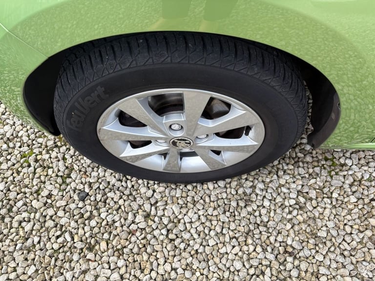 2014 Skoda Citigo 1.0 MPI 75 GreenTech Elegance 5dr HATCHBACK PETROL Manual