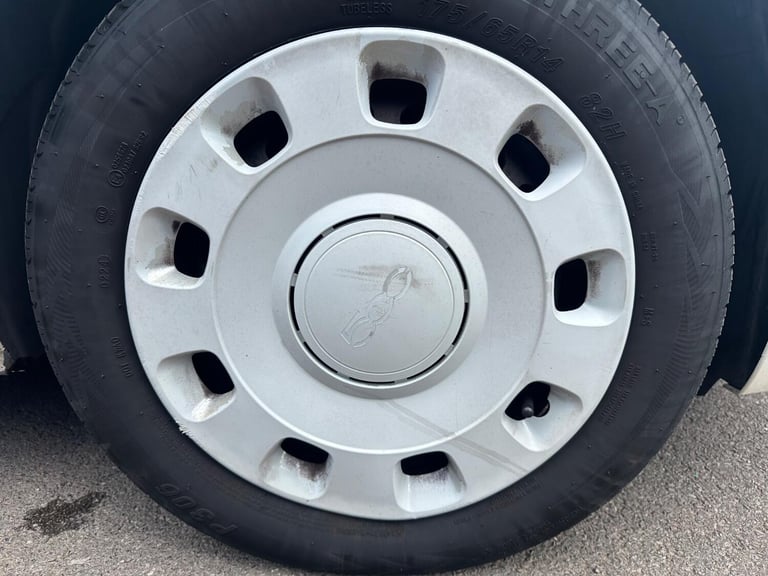 FIAT 500 1.2 500 My17 1.2 69hp Pop White Manual Petrol 2016