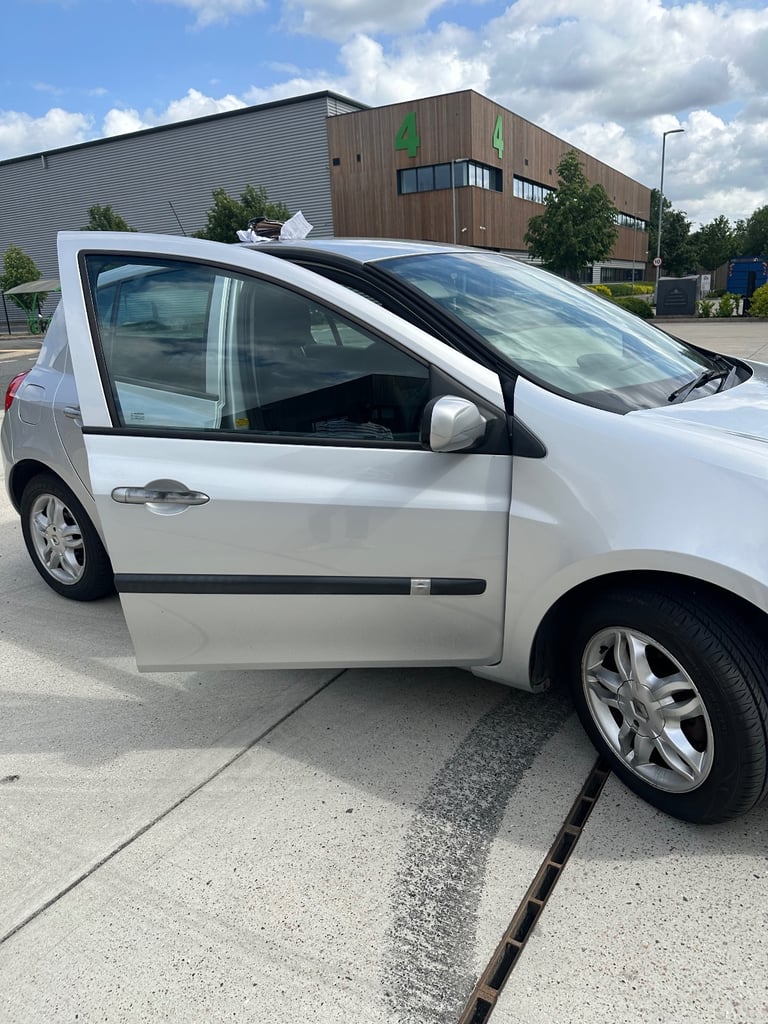 Renault, CLIO, Hatchback, 2008, Other, 1598 (cc), 5 doors
