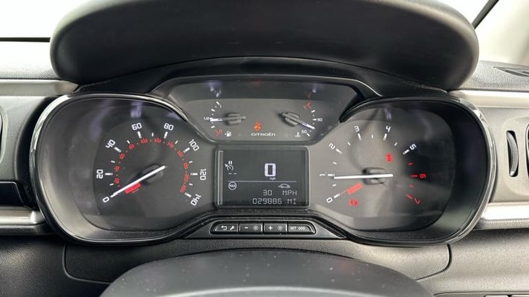 2024 Citroen C3 1.2 PureTech PLUS Hatchback 5dr Petrol Manual Euro 6 (s/s) (83 ps) Manual Hatchba...