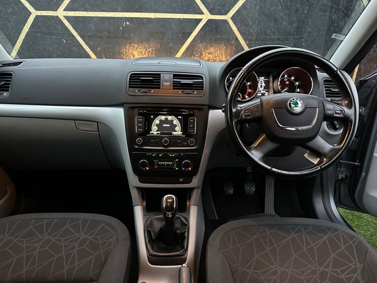 2012 Skoda Yeti 1.2 TSI SE Plus 5dr HATCHBACK Petrol Manual
