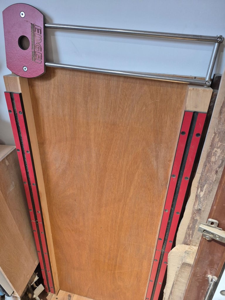 image for Edge router sleig