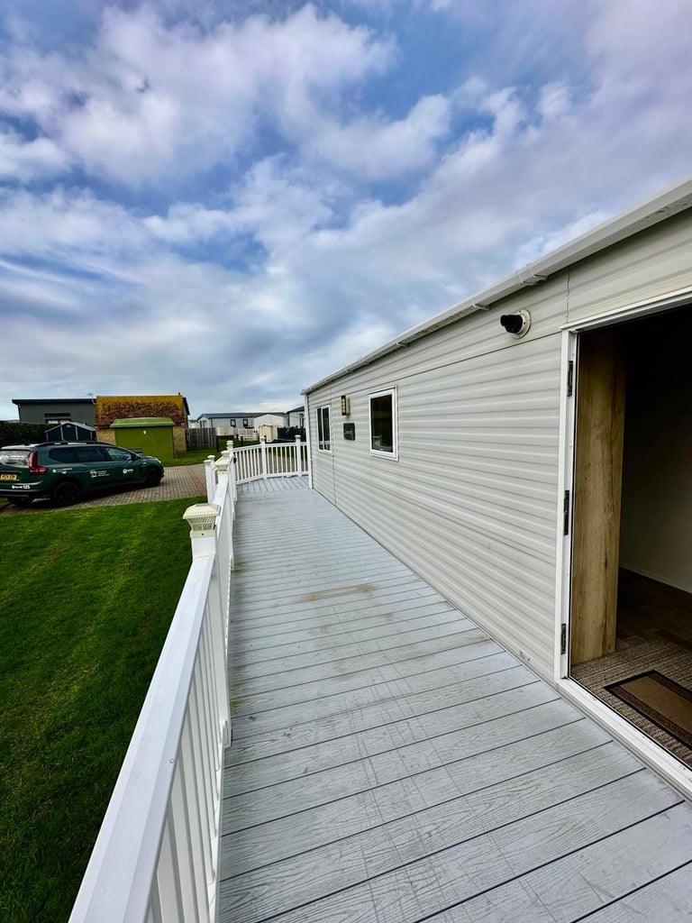 Seaside South Coast Caravan CALL TOM 0️⃣7️⃣9️⃣7️⃣9️⃣1️⃣2️⃣7️⃣8️⃣5️⃣5️⃣  