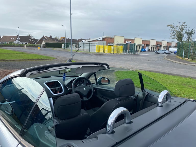 Peugeot, 207, Convertible, 2008, Manual, 1598 (cc), 2 doors