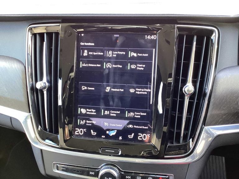 2019 Volvo V90 Cross Country 2.0 D4 Cross Country Plus 5dr AWD Geartronic Automatic Estate Diesel...