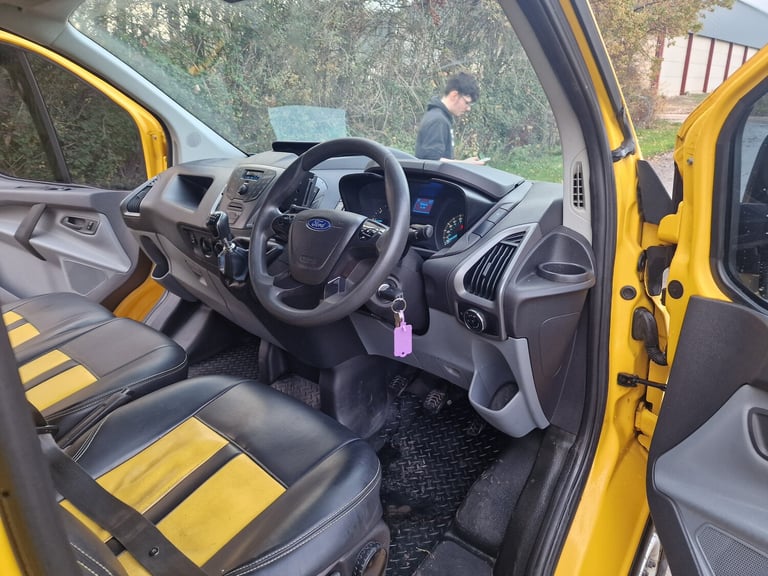 2017 Ford Transit Custom  Yellow  Drives Perfect  10m MOT  Ex AA  ULEZ