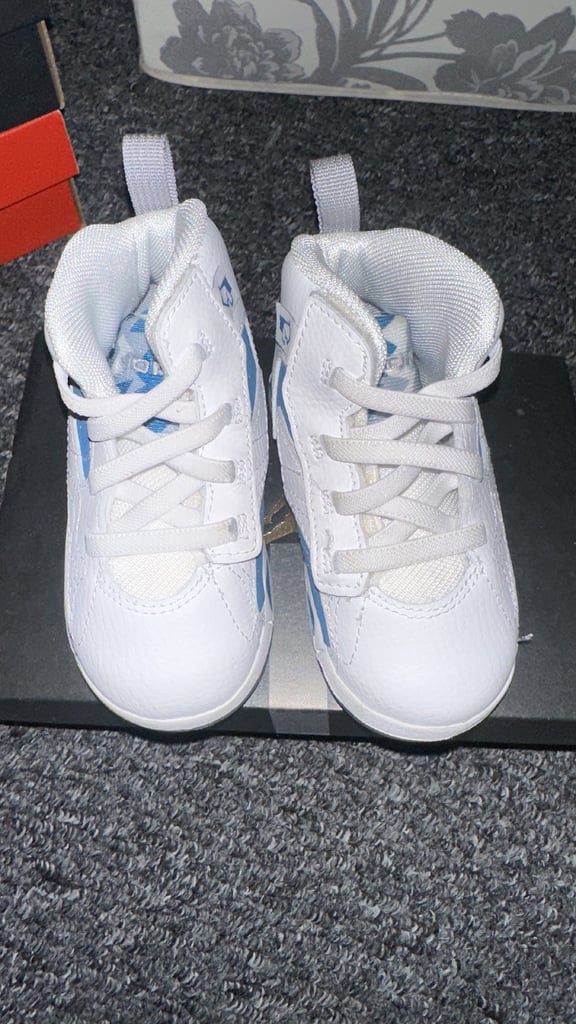 Kids shoes
