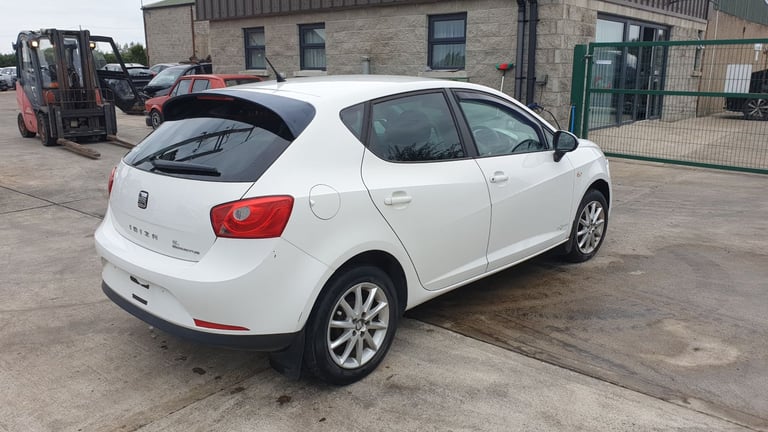 **For breaking** Seat Ibiza Copa, 1.2 diesel 5 speed (2012).