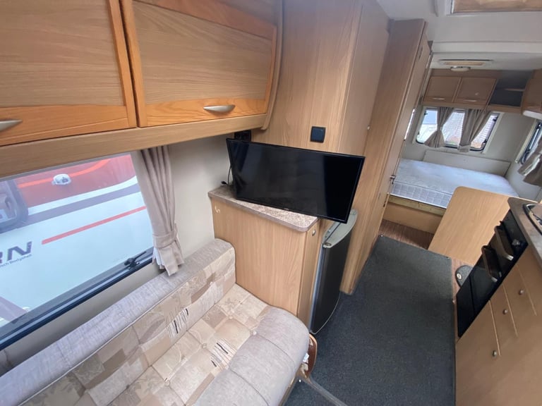 ELDDIS MAJESTIC 506 - 2013 - 4/5 BERTH - FIXED BED - TRADE SALE BARGAIN 