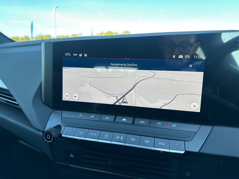 2025 Vauxhall Astra Astra 1.2 Turbo 130 Ultimate 5Dr Estate Estate Petrol Manual