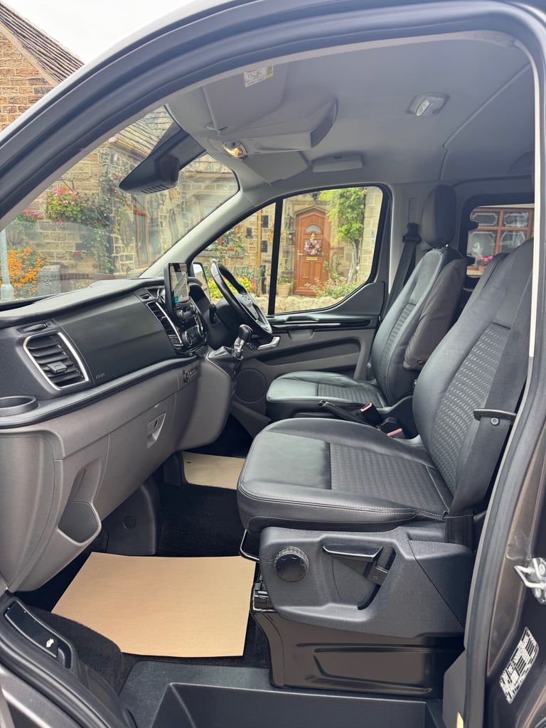2021 Ford Transit Custom 2021 FORD TRANSIT CUSTOM 2.0 EcoBlue 320 SPORT CREW VAN L2 EURO 6 PANEL ...