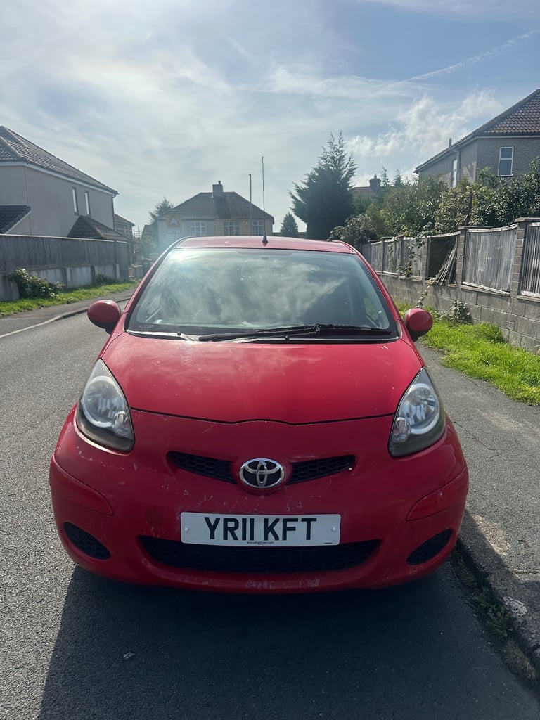 Toyota, AYGO, Hatchback, 2011, Manual, 998 (cc), 5 doors
