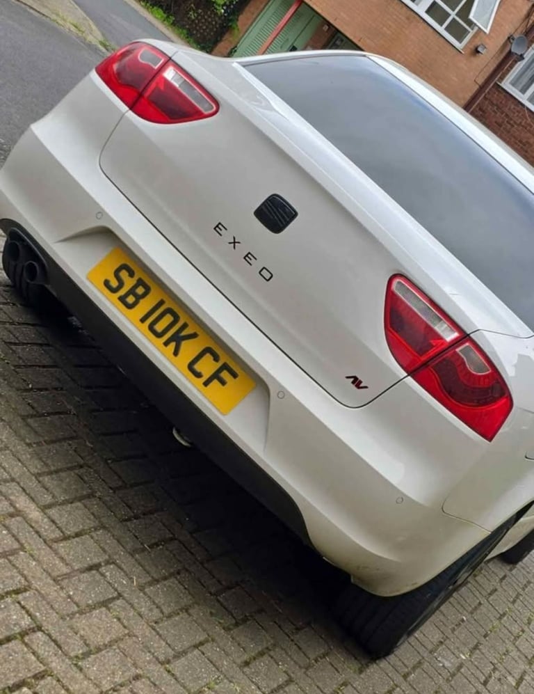 Seat VW EXEO, Saloon, 2010, Manual, 1968 (cc), 4 doors