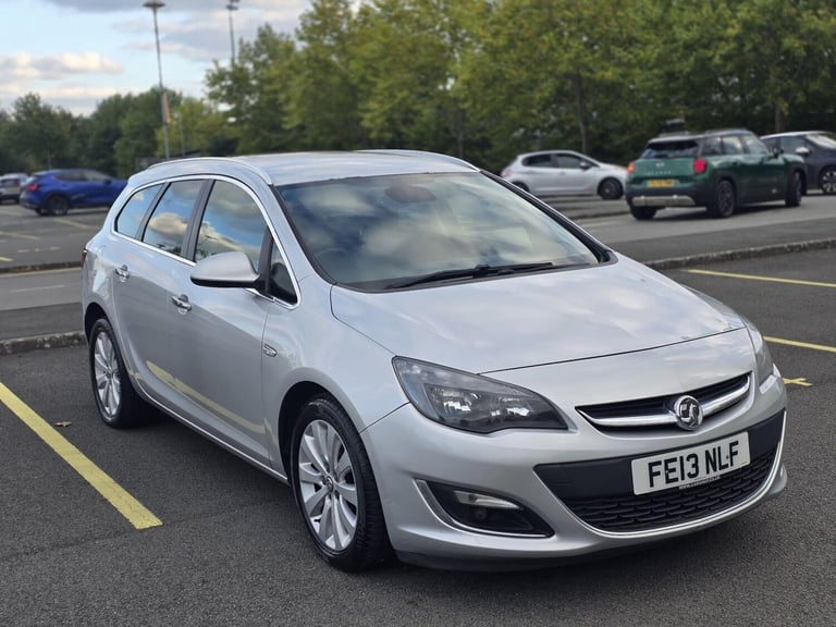 2013 Vauxhall Astra 1.7 CDTi ecoFLEX SE Sports Tourer Euro 5 (s/s) 5dr ESTATE Diesel Manual