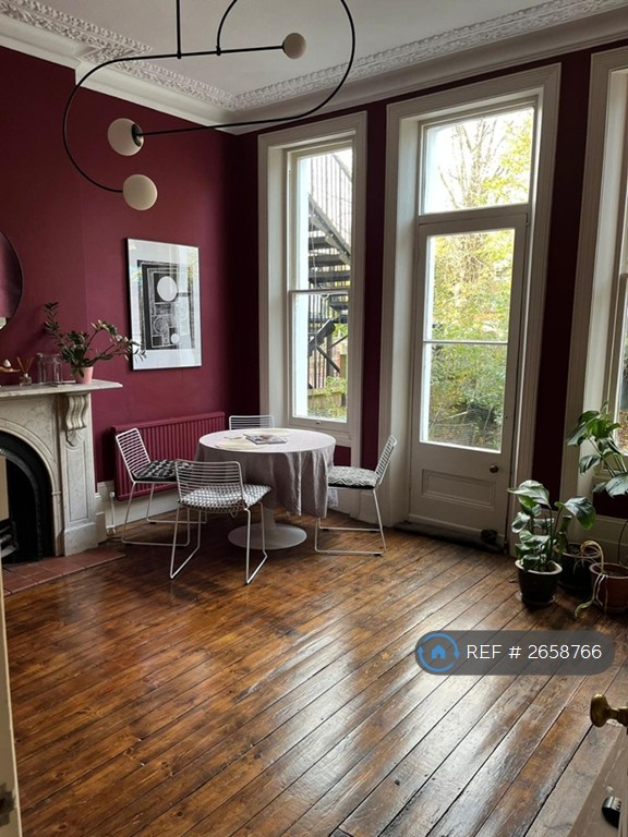 2 bedroom flat in Fountayne Road, London, N16 (2 bed) (#2658766)