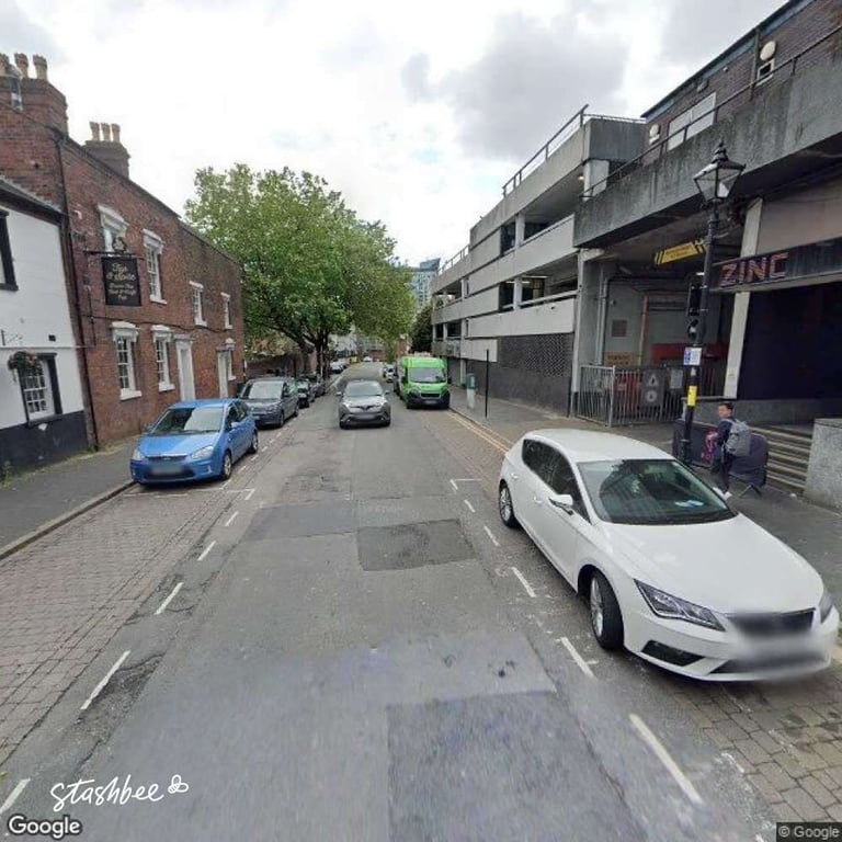 Garage to rent in Birmingham (B1) | Stashbee