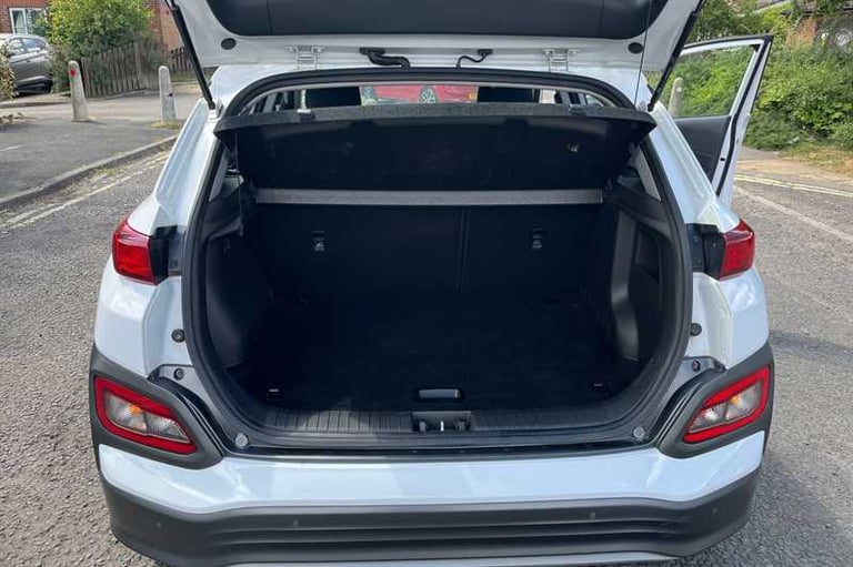 2021 Hyundai KONA 39kWh SE SUV 5dr Electric Auto (10.5kW Charger) (136 ps) SUV Electric Automatic