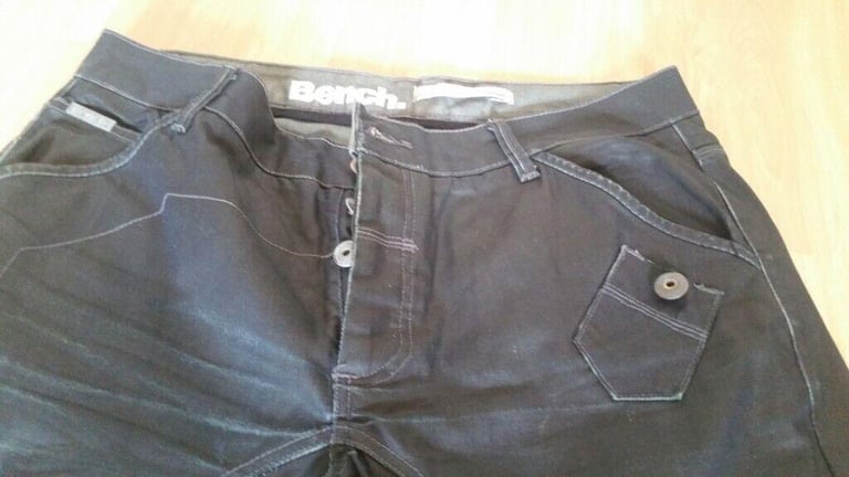 Vintage 00's BENCH  Fly Stud Cargo Jeans. Size : W36. L32