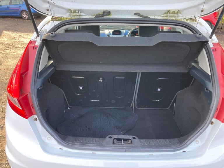 2009 Ford Fiesta 1.25 Style 3dr HATCHBACK Petrol Manual