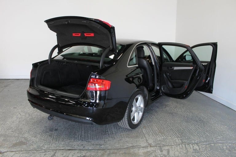 AUDI A4 2.0 TDI SE Technik quattro Euro 5 (s/s) 4dr 2013
