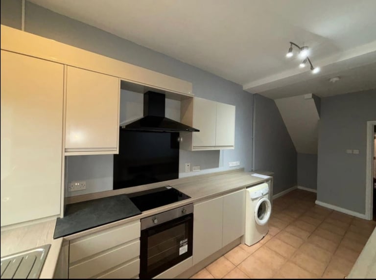 COMING SOON FURNISHED ROOMS DONEGAL ROAD