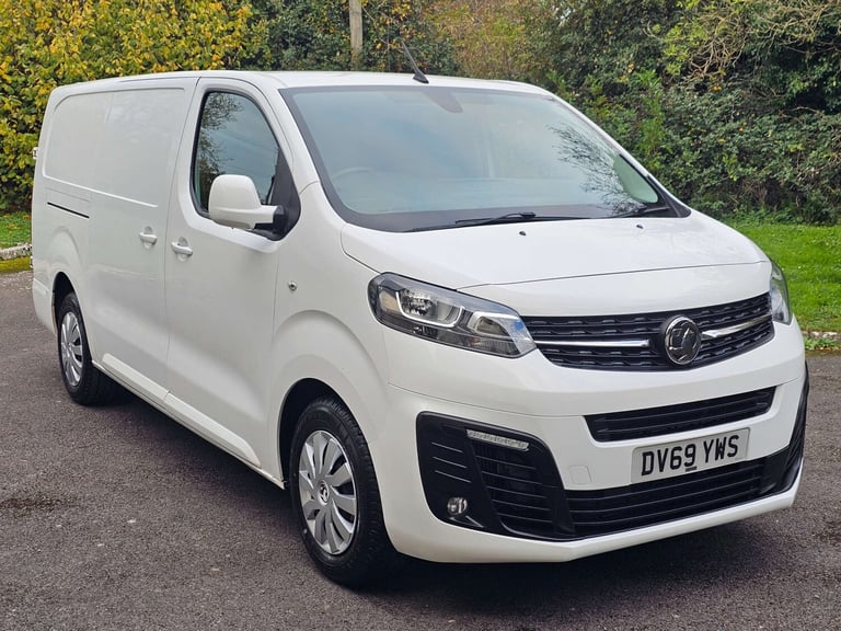 2019 Vauxhall Vivaro 1.5 Vivaro 2900 Sportive S/S Panel Van Diesel Manual