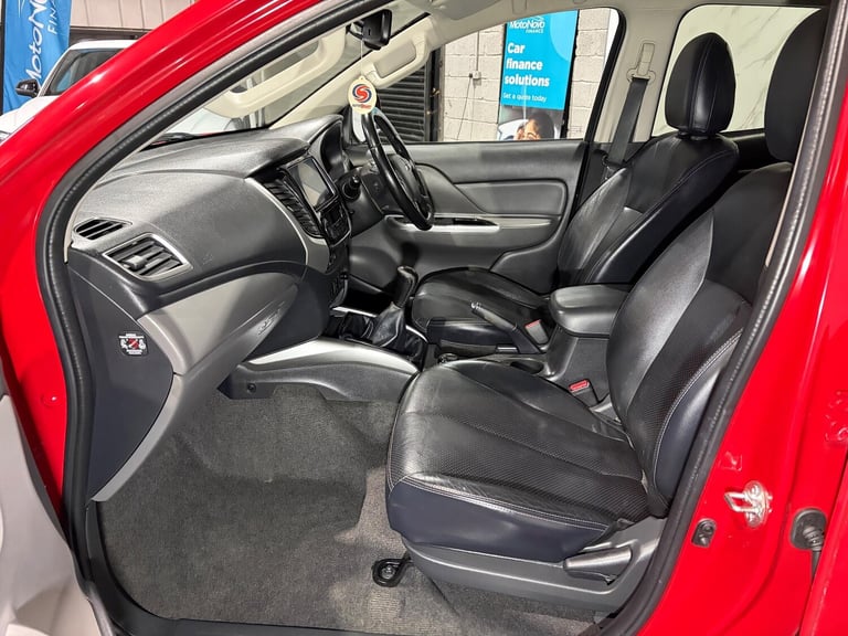 2018 Mitsubishi L200 Double Cab DI-D 178 Warrior 4WD PICK UP DIESEL Manual