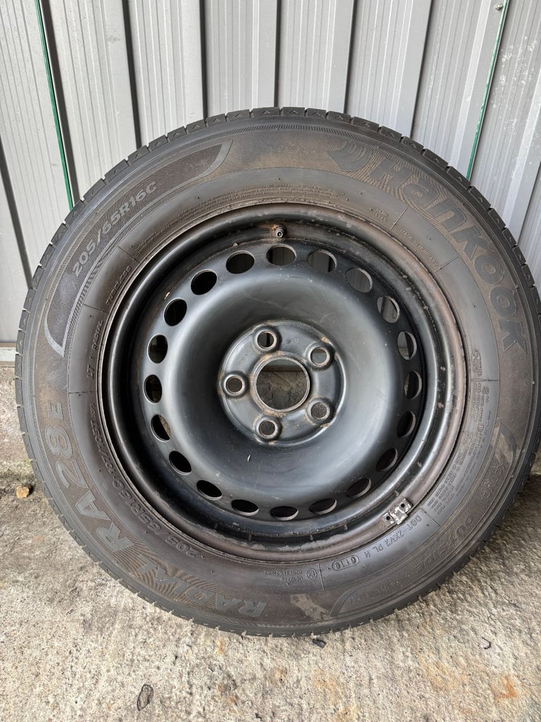 VW Transporter Steel wheel and tyre T5 T6 