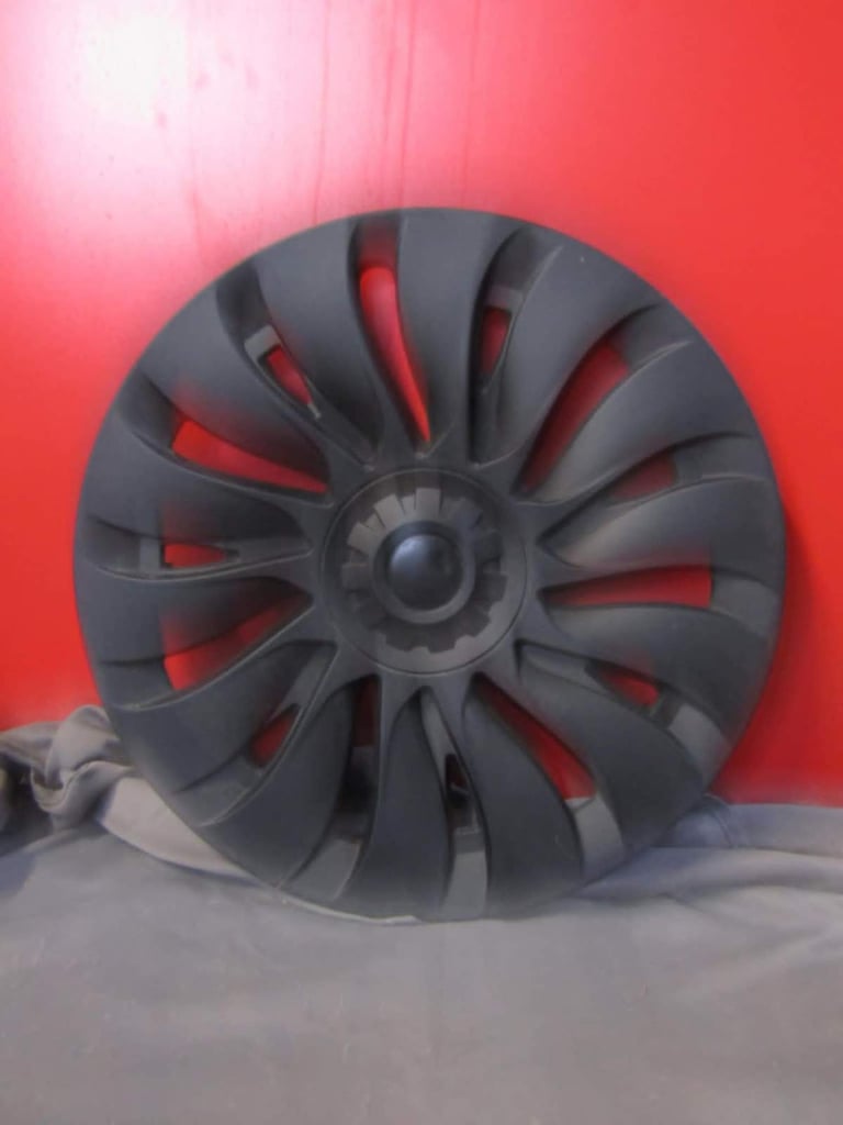 set of 4 Wheel Covers Hubcaps Matte Black For 2020-2025 Tesla Y 19 inch