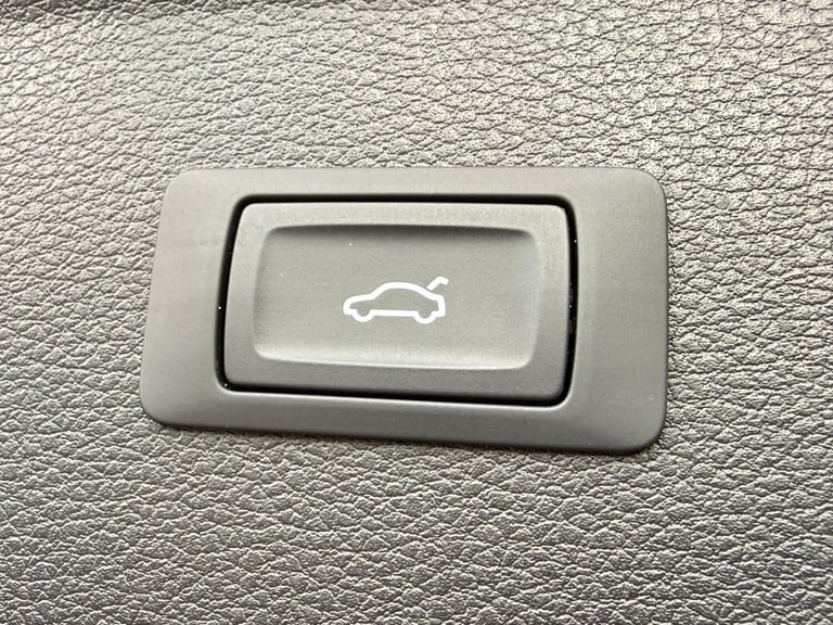 2024 Audi Q5 2.0 TFSIe 50 S line SUV 5dr Petrol Plug-in Hybrid S Tronic quattro Euro 6 ( ESTATE P...