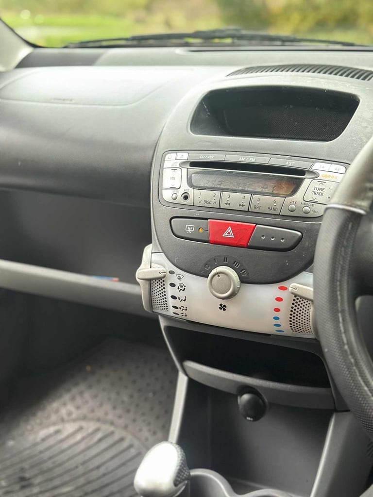 Citroen, C1, Hatchback, 2011, Manual, 998 (cc),3 doors - Image 9