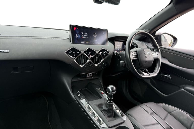 2020 DS Automobiles DS 3 1.5 BlueHDi Prestige 5dr Hatchback DIESEL Manual
