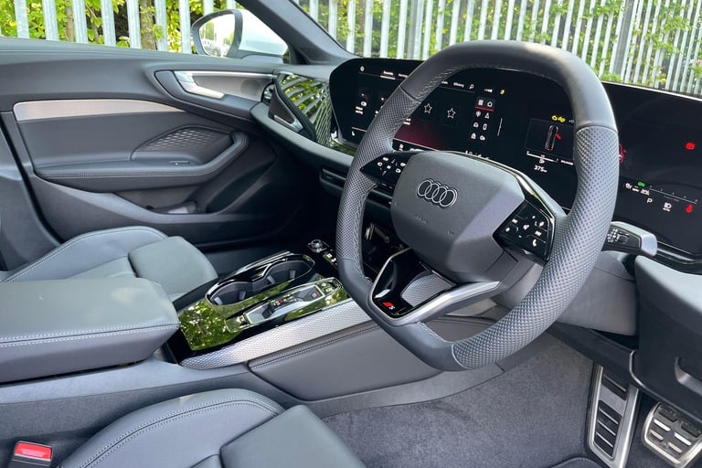  Audi A5 2.0 TFSI S line Saloon 5dr Petrol S Tronic Euro 6 (s/s) (204 ps) Petrol Automatic