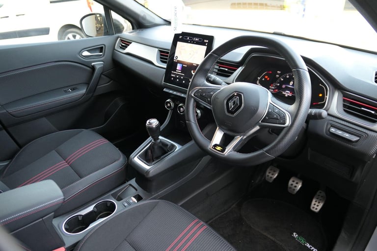 2022 Renault Captur 1.3 Mild hybrid 140 R.S. Line 5dr HATCHBACK PETROL Manual