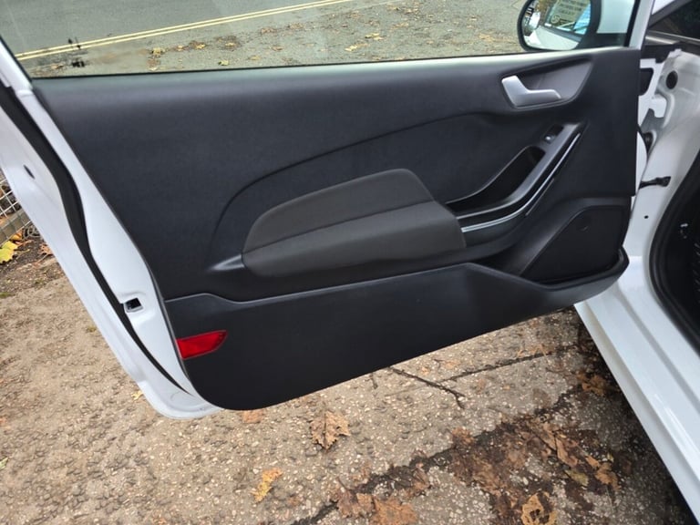 2022 Ford Fiesta Van 1.0T EcoBoost MHEV Sport Van Euro 6 125 ps - AIR CON + CRUISE CAR DERIVED VA...